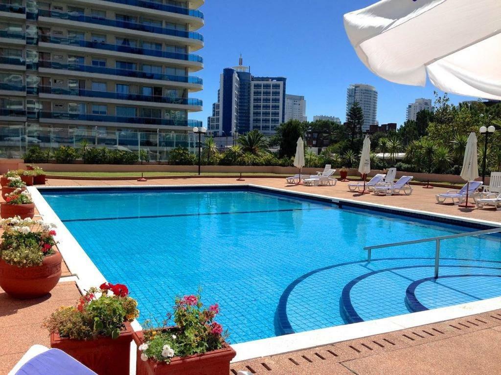 Long Beach, Parada 3 푼타델에스테 외부 사진